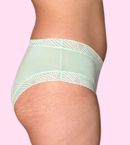 Elara (Cheeky) - Moderado