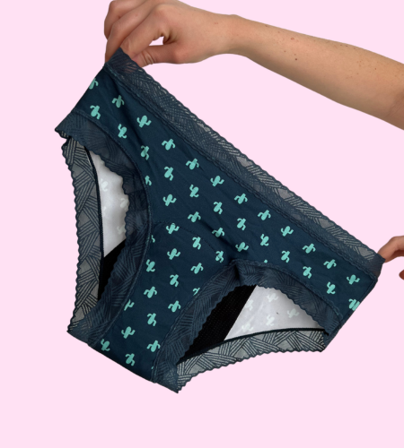 Elara (Cheeky) - Moderado